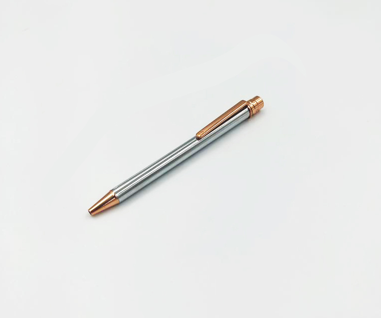 قلم  ماركة LOUIS NICE  صمم لك ليناسب جميع مناسباتك اليومية