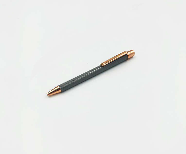 قلم  ماركة LOUIS NICE  صمم لك ليناسب جميع مناسباتك اليومية
