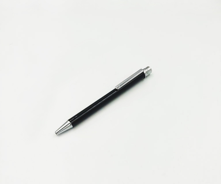 قلم  ماركة LOUIS NICE صمم لك ليناسب جميع مناسباتك اليومية